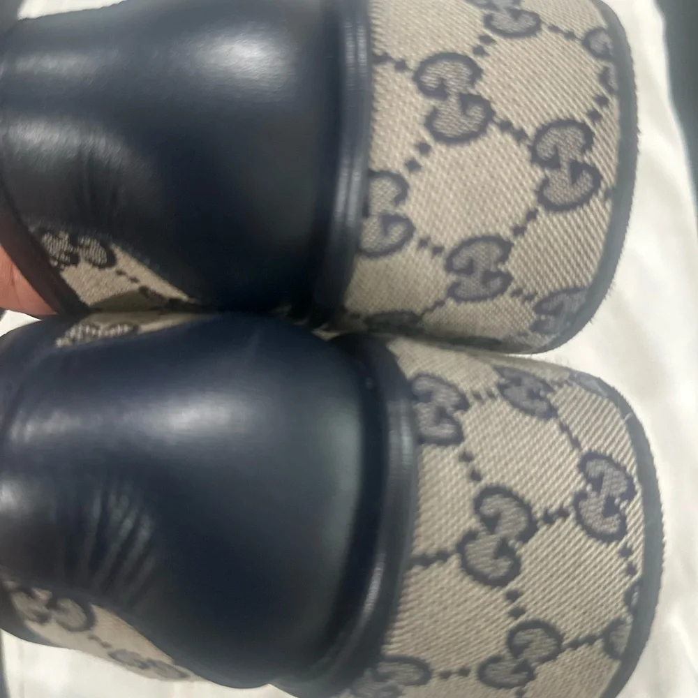 Gucci Navy and Cream Monogram Loafers with Silver Detail - Picture 4 of 7